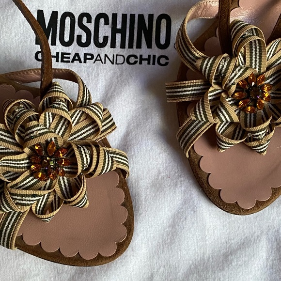Moschino Shoes - Moschino flower sling back sandal